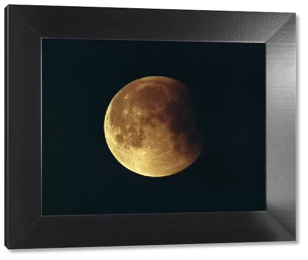 Partial lunar eclipse of the moon - 15 June 1992
