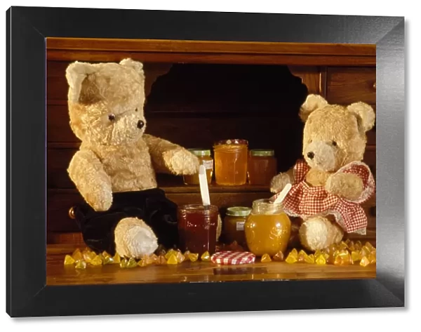 Teddy Bear - with honey and jam