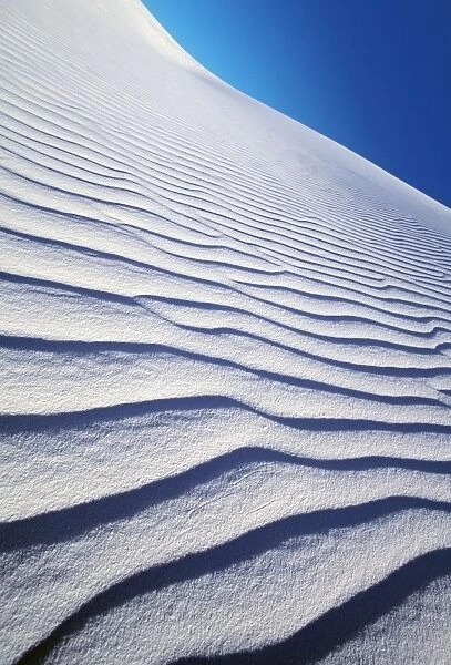 DESERT - Sand pattern and moon white sands