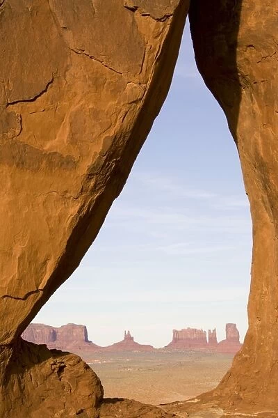 USA - View through Teardrop Arch of the sandstone buttes and rock pinnacles of the Monument Valley. Monument Valley Navajo Tribal Park, Navajo Nation, Arizona / Utah, USA