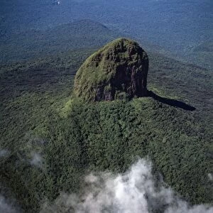 Aerial image of Tepuis, Venezuela, South America: Wadakapiapetepui, Eastern chain of tepuis, Estado Bolivar