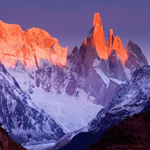 Cerro Torre - Cerro Torre at sunrise - Los Glaciares National Park - Patagonia - Argentina - South America