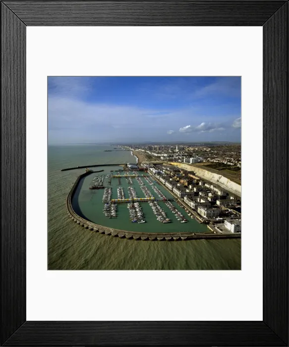 Framed Print : Picture No. 10741336