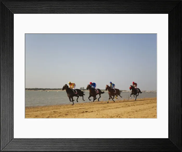 Framed Print : Picture No. 10887533