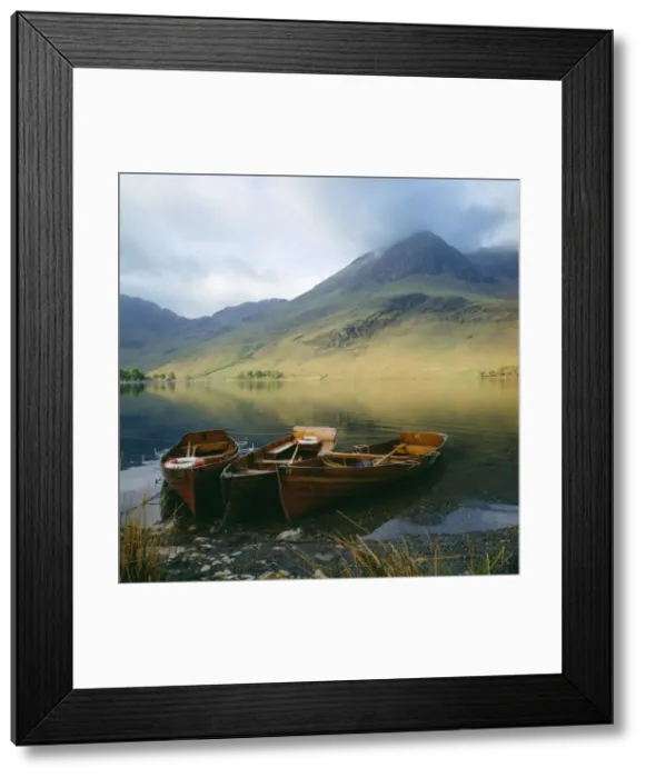 Framed Print : Lake District Derwent water, UK Framed Print : Lake District Derwent water, UK
