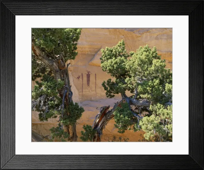 Framed Print : USA - archaeology Sinbad pictographs / petroglyphs, Barrier Canyon style. Capitol Reef National Park, SanRafael area Framed Print : USA - archaeology Sinbad pictographs / petroglyphs, Barrier Canyon style. Capitol Reef National Park, SanRafael area