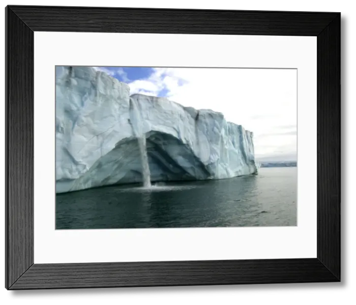 Framed Print : Brasvells Glacier - 200 km long Nordaustlandet - Svalbard Framed Print : Brasvells Glacier - 200 km long Nordaustlandet - Svalbard