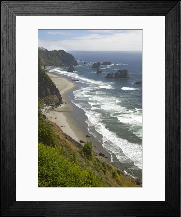 Framed Print : Shoreline between Brookings & Gold Beach showing offshore stacks Oregon Coast, USA LA000850 Framed Print : Shoreline between Brookings & Gold Beach showing offshore stacks Oregon Coast, USA LA000850