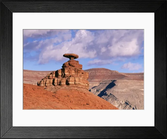 Framed Print : USA Mexican hat, Erosional formation, Utah Framed Print : USA Mexican hat, Erosional formation, Utah