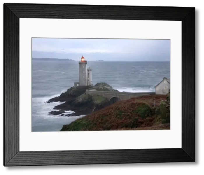 Framed Print : Lighthouse Du Minou - Brittany - France Framed Print : Lighthouse Du Minou - Brittany - France