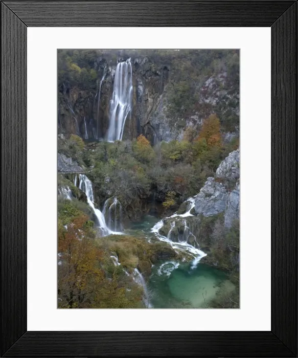 Framed Print : Plitvice National Park, Croatia. Series of lakes in valley, separated by travertine (tufa) dams: cascades over one of the dams Framed Print : Plitvice National Park, Croatia. Series of lakes in valley, separated by travertine (tufa) dams: cascades over one of the dams