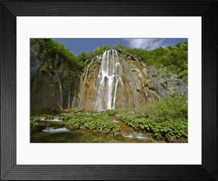 Framed Print : Waterfall cascading down steep cliffs in lower canyon area Plitvice Lakes National Park, Croatia Framed Print : Waterfall cascading down steep cliffs in lower canyon area Plitvice Lakes National Park, Croatia