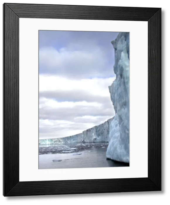 Framed Print : Brasvells Glacier. 200 km long Nordaustlandet. Svalbard Framed Print : Brasvells Glacier. 200 km long Nordaustlandet. Svalbard