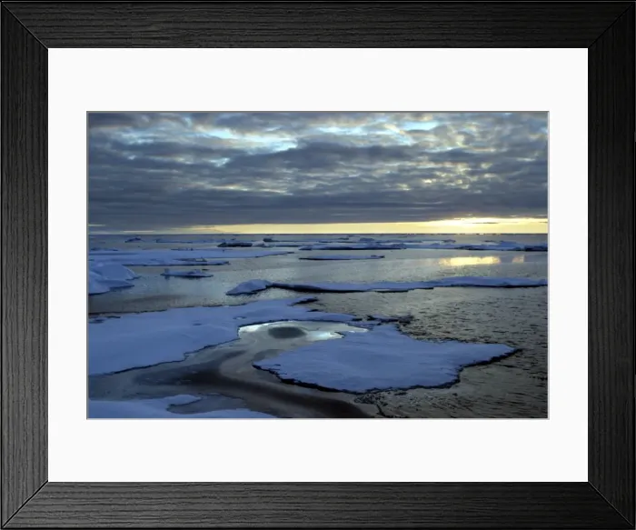 Framed Print : Pack ice - North spitzberg - Svalbard Norge Framed Print : Pack ice - North spitzberg - Svalbard Norge