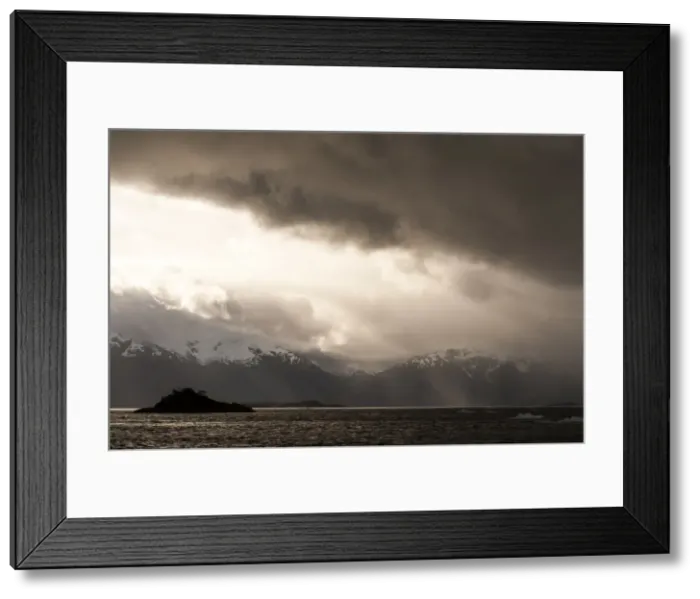 Framed Print : Picture No. 11671868 Framed Print : Picture No. 11671868