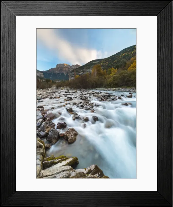 Framed Print : Picture No. 11672075 Framed Print : Picture No. 11672075