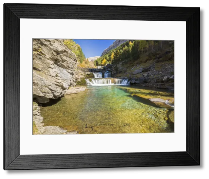 Framed Print : Picture No. 11672072 Framed Print : Picture No. 11672072