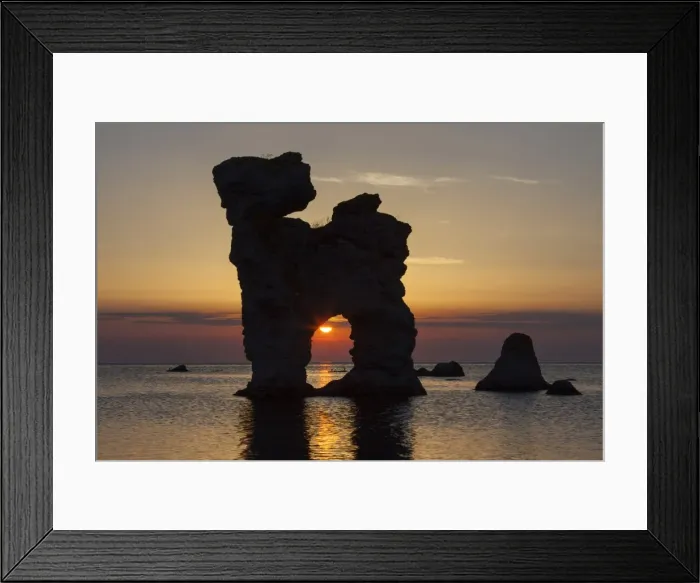 Framed Print : Picture No. 11982093