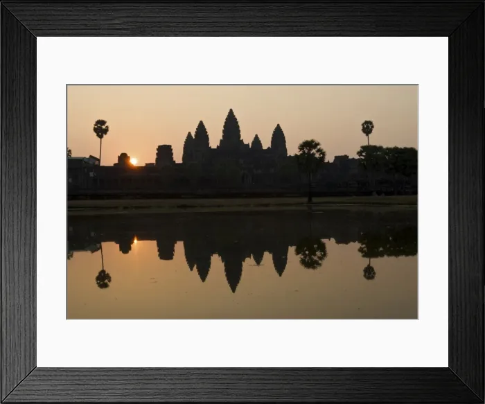 Framed Print : Angkor Wat sunrise reflected - Cambodia Framed Print : Angkor Wat sunrise reflected - Cambodia