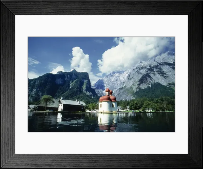 Framed Print : Gernany CMB 181 Cathedral of St. Bartoloma, Bavaria Bayern. © Chris Martin Bahr / ARDEA LONDON Framed Print : Gernany CMB 181 Cathedral of St. Bartoloma, Bavaria Bayern. © Chris Martin Bahr / ARDEA LONDON