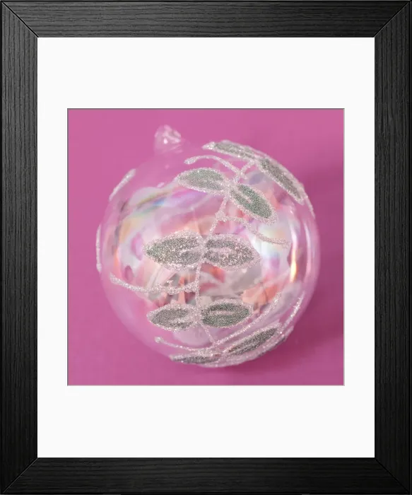 Framed Print : Christmas Bauble Framed Print : Christmas Bauble