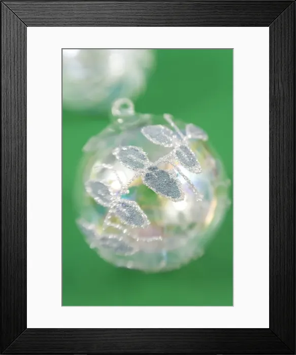 Framed Print : Christmas Bauble Framed Print : Christmas Bauble