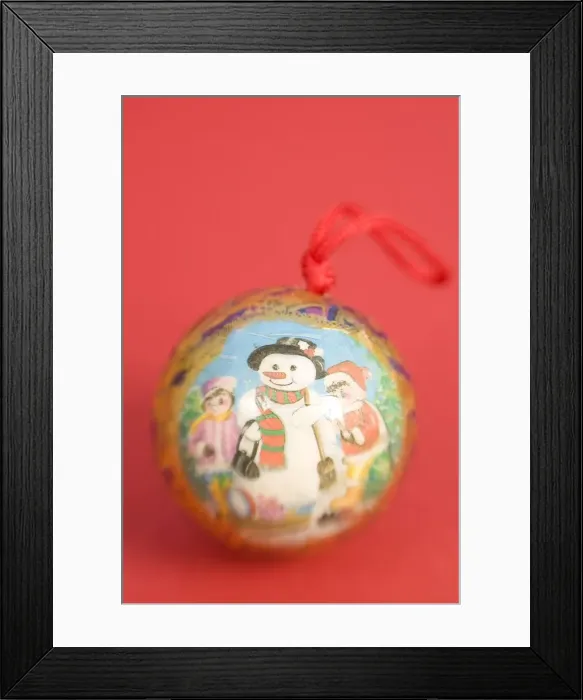 Framed Print : Christmas Bauble old fashioned Framed Print : Christmas Bauble old fashioned