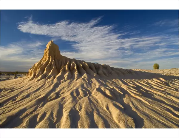 Eroded pinnacle - amazingly shaped, eroded pinnacle of the lunette Walls of China, located within the since 18000 years dried-up lakebed of Lake Mungo