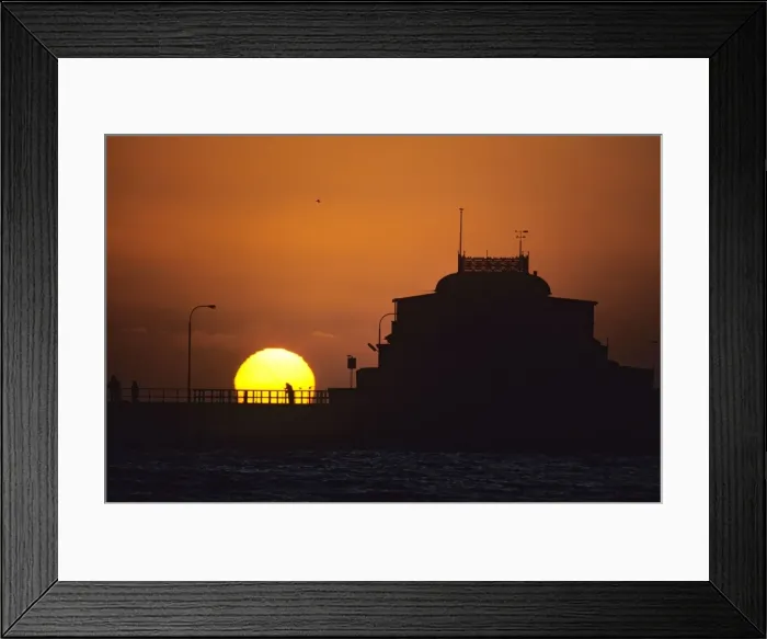 Framed Print : St Kilda Pier at sunset Melbourne, Victoria, Australia JLR00141 Framed Print : St Kilda Pier at sunset Melbourne, Victoria, Australia JLR00141