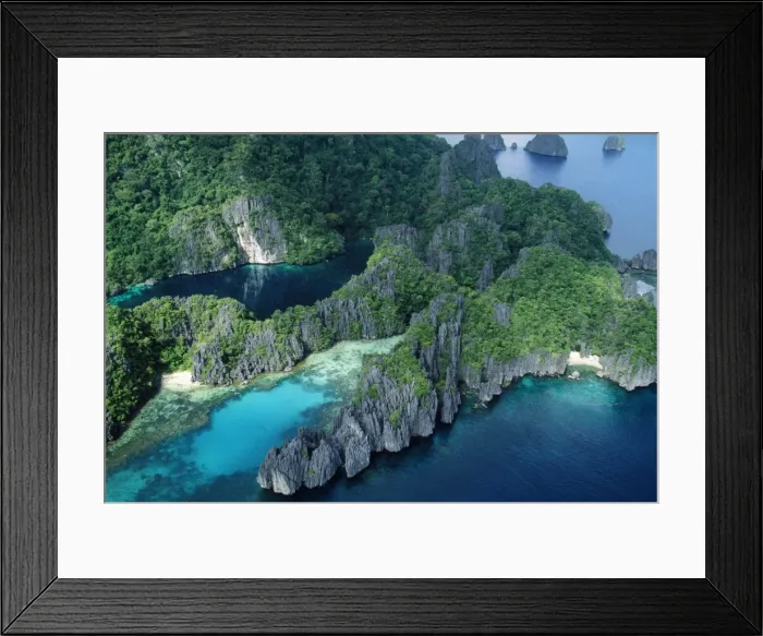 Framed Print : Philippines - the lagoons Bacuit Bay Miniloc Island, Palawan, Philippines Framed Print : Philippines - the lagoons Bacuit Bay Miniloc Island, Palawan, Philippines