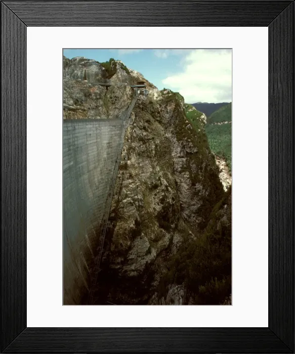 Framed Print : Gordon Dam detail of the dam wall. Part of the hydro-electric scheme for Tasmania, Gordon River, Tasmania, Australia JPF24476 Framed Print : Gordon Dam detail of the dam wall. Part of the hydro-electric scheme for Tasmania, Gordon River, Tasmania, Australia JPF24476
