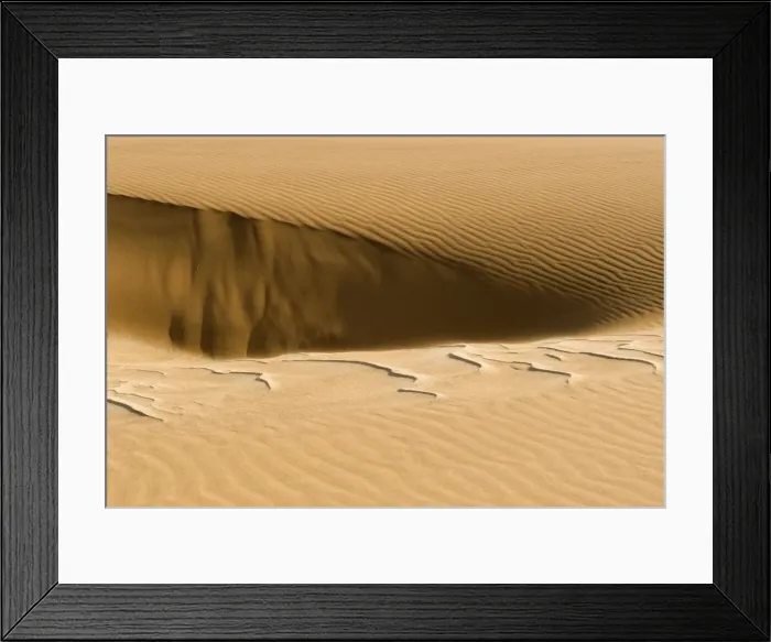 Framed Print : Pattern in the sand created by the wind - Dune Fields - Namib Desert - Namibia - Africa Framed Print : Pattern in the sand created by the wind - Dune Fields - Namib Desert - Namibia - Africa
