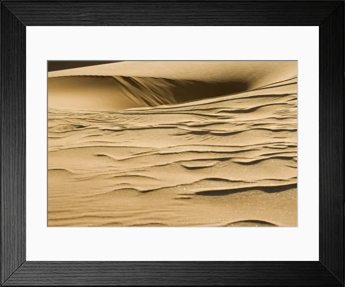 Framed Print : Pattern in the sand created by the wind - Dune Fields - Namib Desert - Namibia - Africa Framed Print : Pattern in the sand created by the wind - Dune Fields - Namib Desert - Namibia - Africa