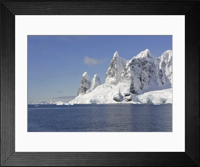 Framed Print : Lemaire channel - Antarctic Peninsula Framed Print : Lemaire channel - Antarctic Peninsula