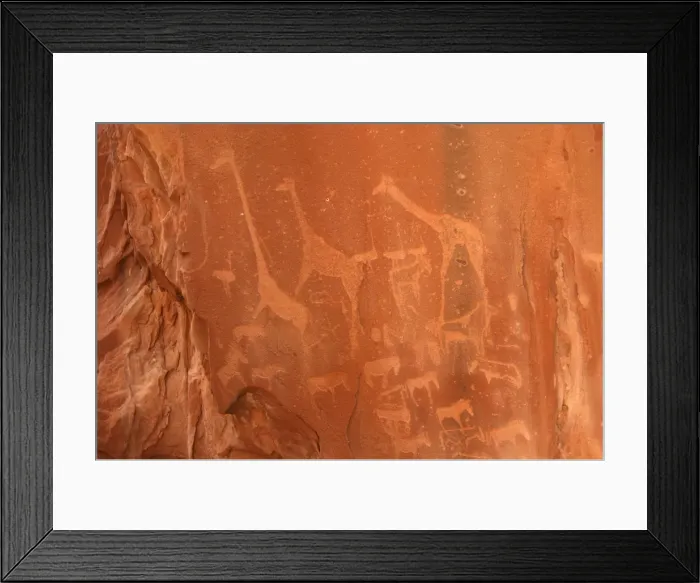 Framed Print : Rock Engravings. Twyfelfontein. Namibia Betweeen -5600 BC et _2500 BC Framed Print : Rock Engravings. Twyfelfontein. Namibia Betweeen -5600 BC et _2500 BC