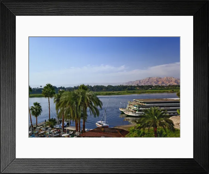 Framed Print : DDE-90019428 Framed Print : DDE-90019428