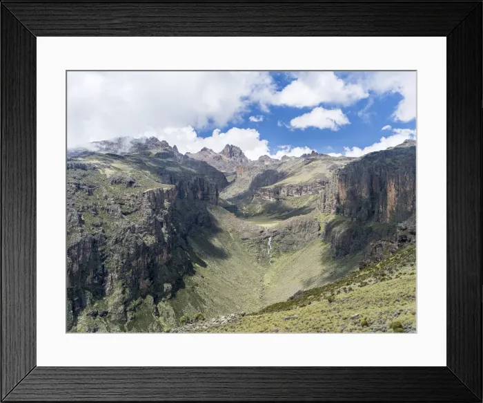 Framed Print : DDE-90020333 Framed Print : DDE-90020333