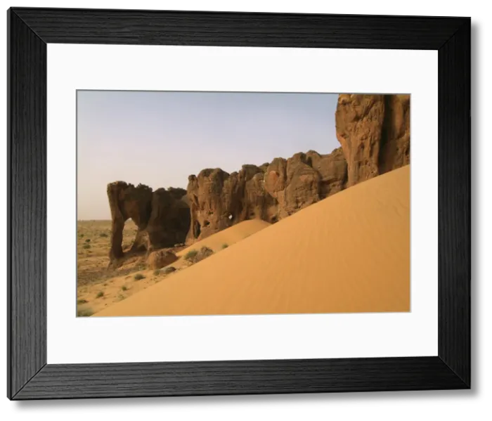 Framed Print : DDE-90021178