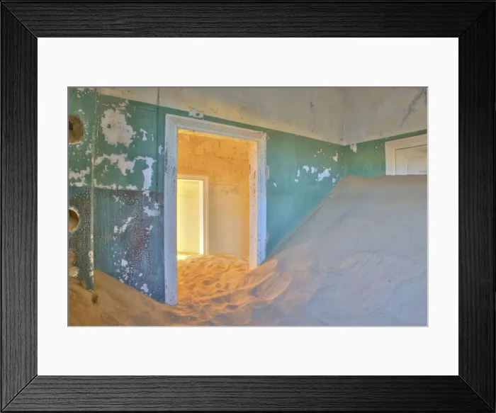 Framed Print : DDE-90021260 Framed Print : DDE-90021260