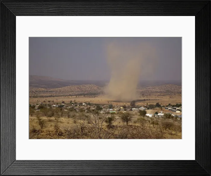 Framed Print : DDE-90021285 Framed Print : DDE-90021285