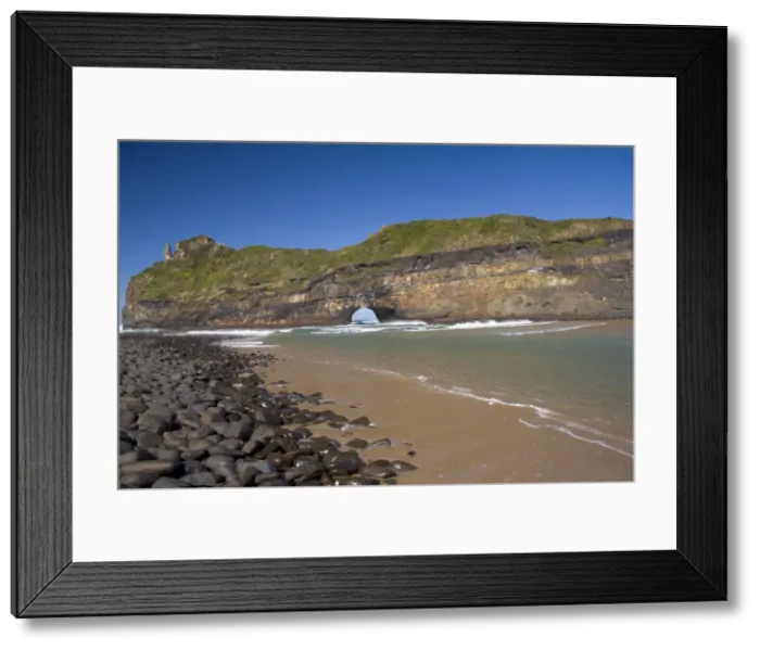 Framed Print : DDE-90021936 Framed Print : DDE-90021936