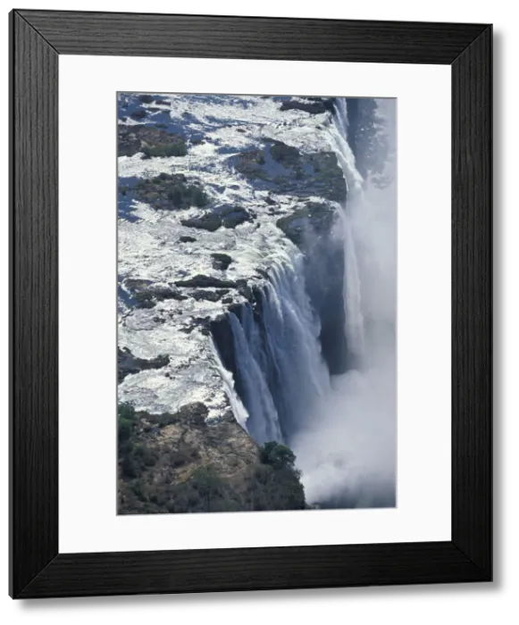 Framed Print : DDE-90022985