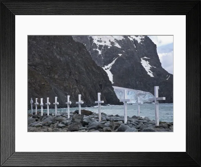Framed Print : DDE-90023105 Framed Print : DDE-90023105