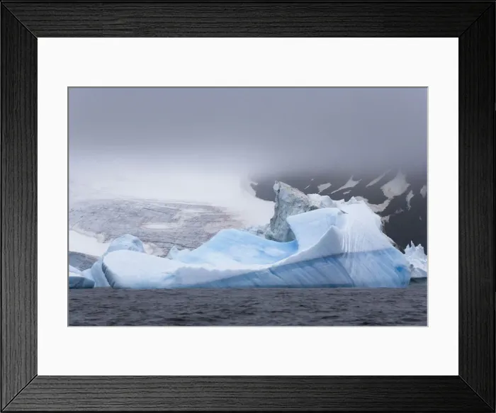 Framed Print : DDE-90023292 Framed Print : DDE-90023292