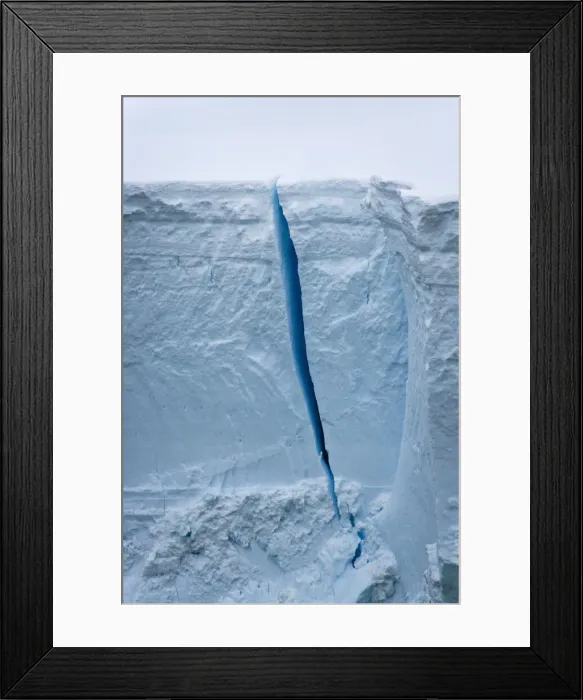 Framed Print : DDE-90023308 Framed Print : DDE-90023308
