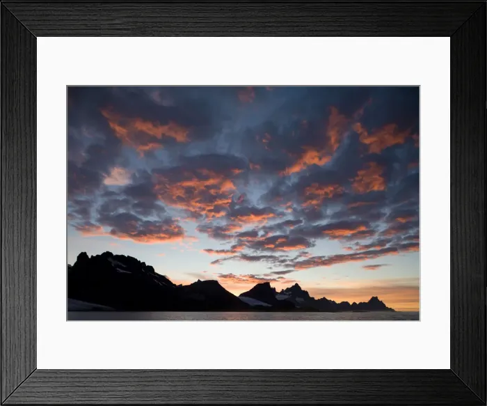 Framed Print : DDE-90023373 Framed Print : DDE-90023373