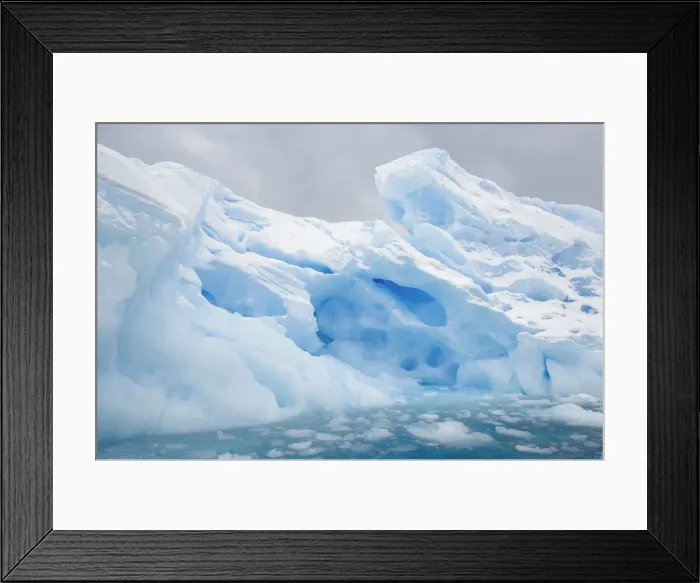Framed Print : DDE-90023537 Framed Print : DDE-90023537