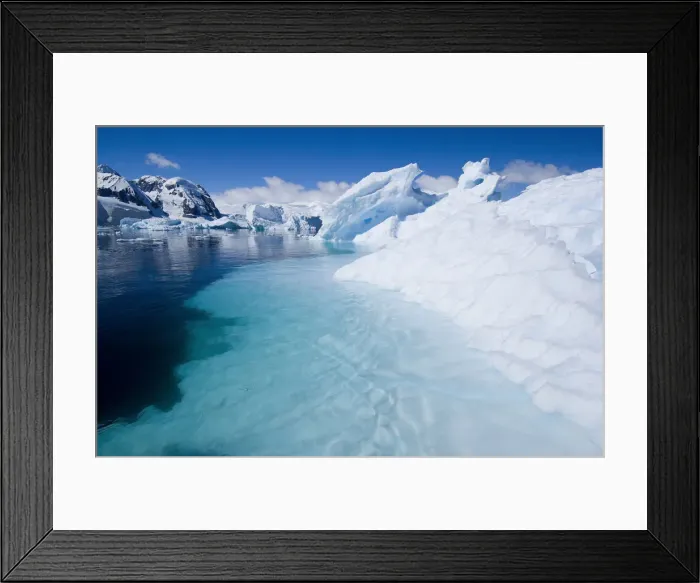 Framed Print : DDE-90023571 Framed Print : DDE-90023571