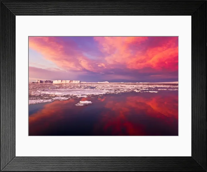Framed Print : DDE-90023744 Framed Print : DDE-90023744