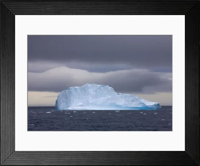 Framed Print : DDE-90023754 Framed Print : DDE-90023754